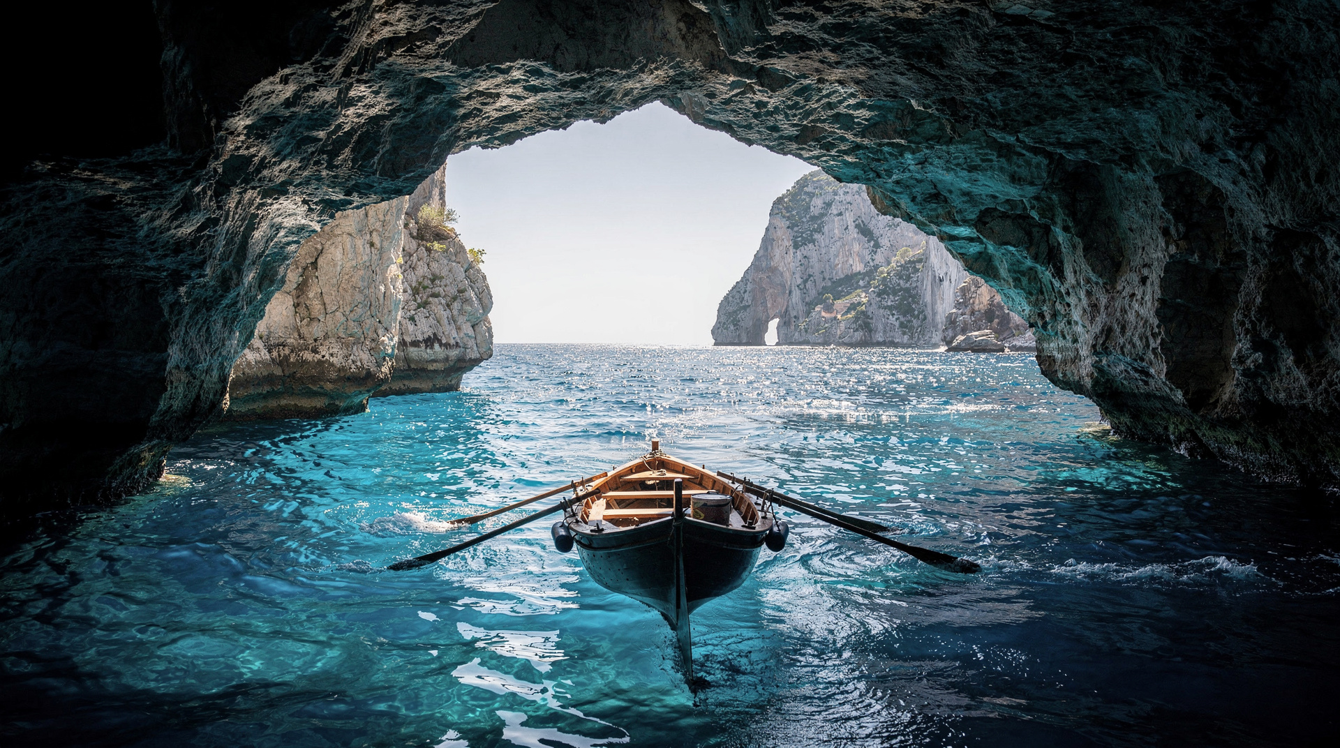 From Naples: Capri and Blue Grotto Day Tour