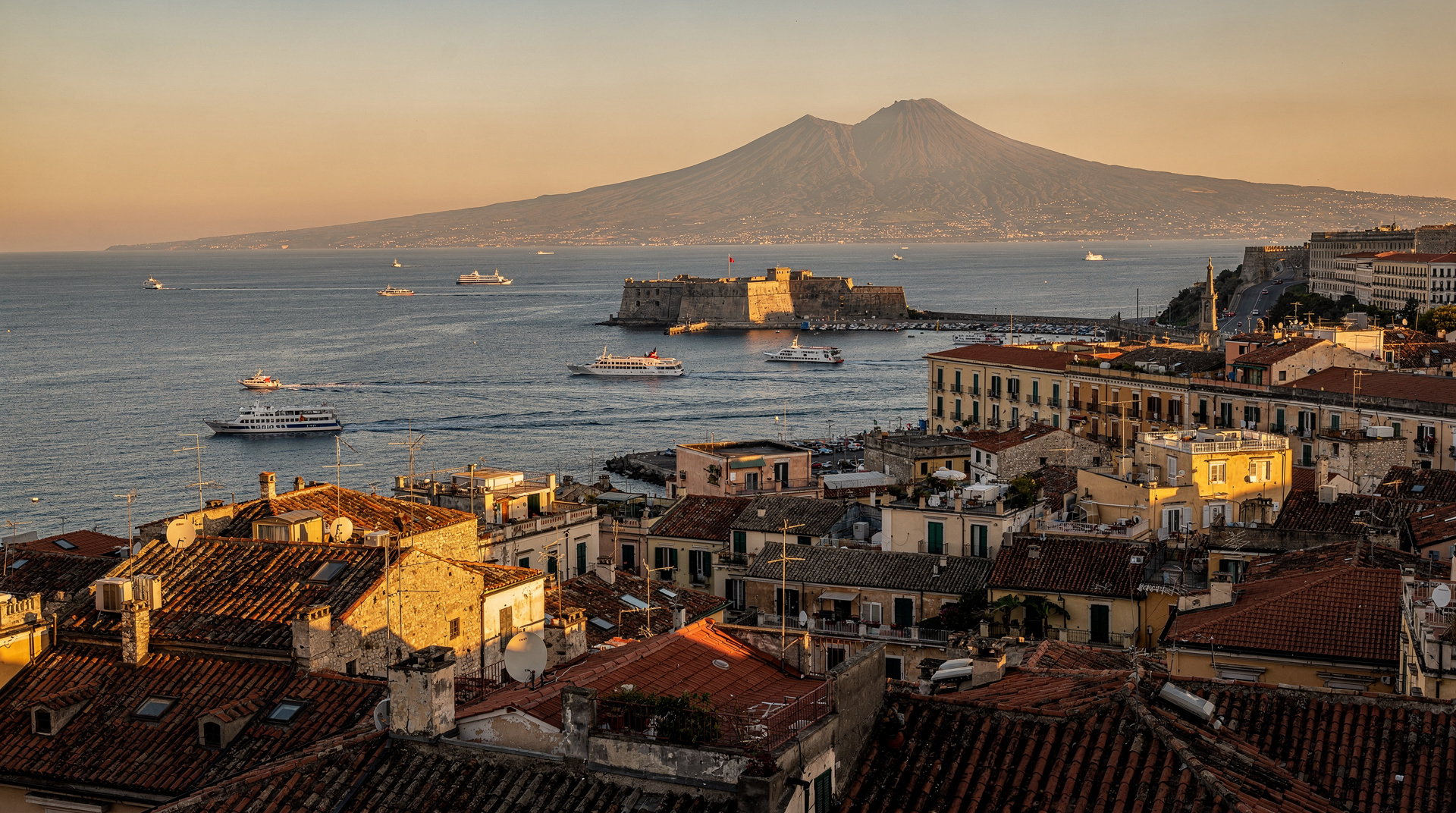 Capri y la Costa Amalfitana: 4 días — Itinerario romántico de 4 días en Capri y la Costa Amalfitana: Positano, Amalfi,
